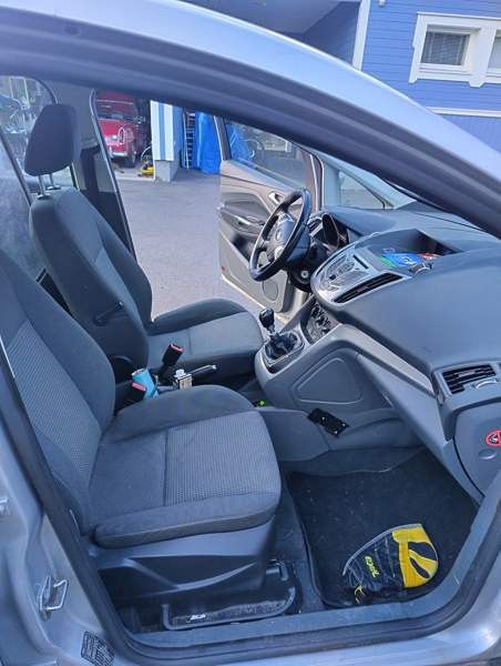 Ford C-Max Сейняйоки - изображение 5