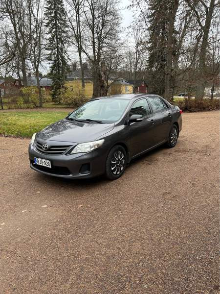 Toyota Corolla Siuntio - valokuva 1