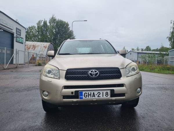 Toyota RAV4 Helsinki - изображение 5