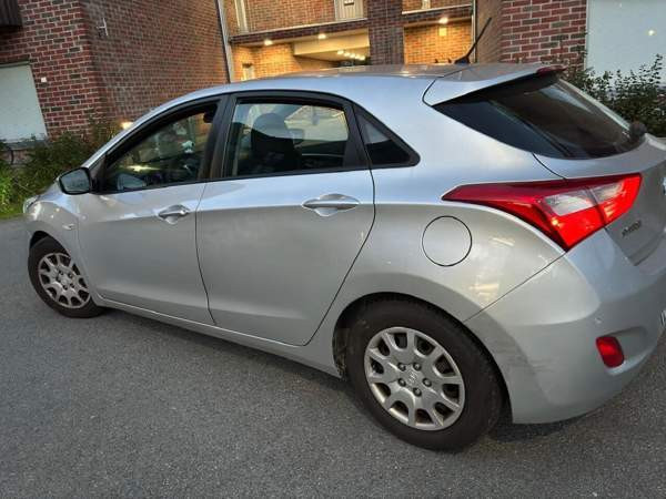 Hyundai i30 Seinaejoki - valokuva 1