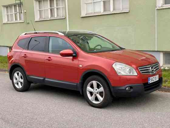 Nissan Qashqai+2 Turtkul