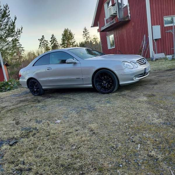 Mercedes-Benz CLK Pomarkku – foto 3