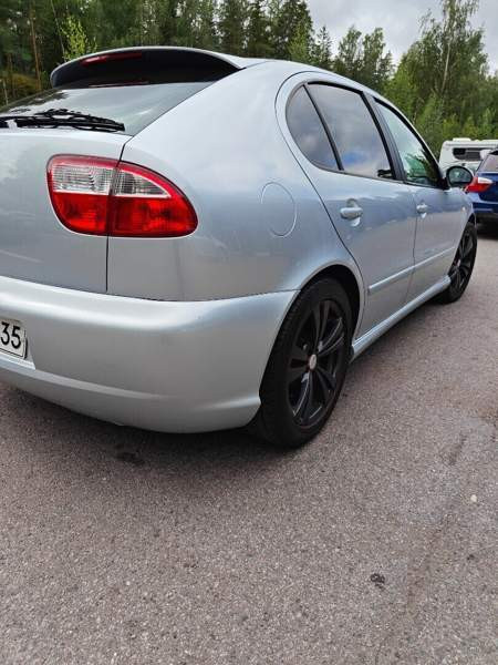 Seat Leon Турткуль - изображение 5