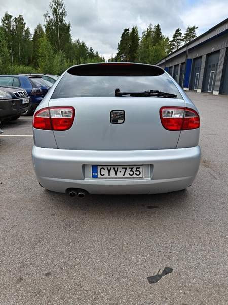 Seat Leon Турткуль - изображение 7