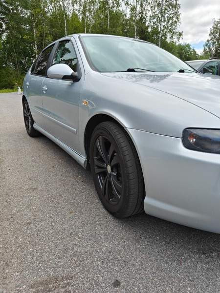 Seat Leon Турткуль - изображение 4