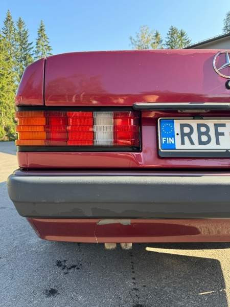 Mercedes-Benz 190 Вантаа - изображение 6