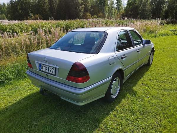Mercedes-Benz C Haapavesi - изображение 4
