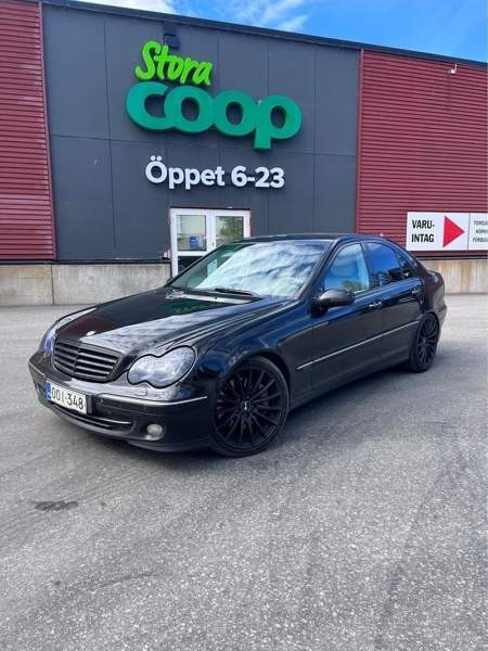 Mercedes-Benz C Tampere - valokuva 8