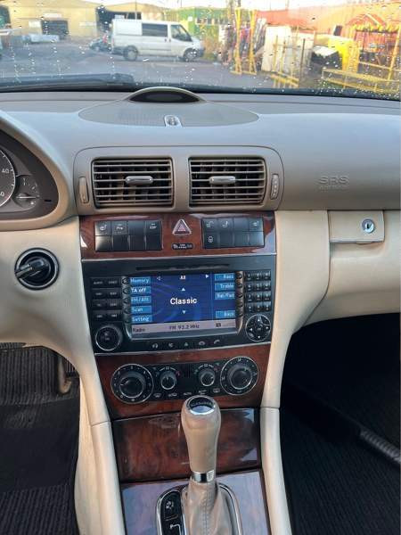 Mercedes-Benz C Tampere - valokuva 6