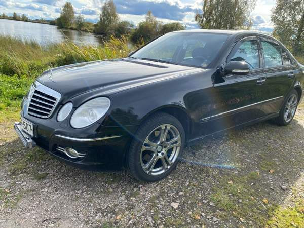 Mercedes-Benz E Nivala - valokuva 1