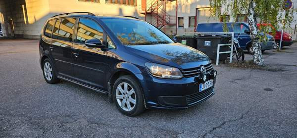 Volkswagen Touran Helsinki - valokuva 2