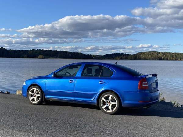 Skoda Octavia Sarov - valokuva 3