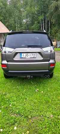 Mitsubishi Outlander Луга