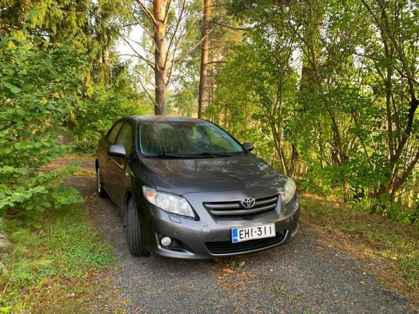 Toyota Corolla Padasjoki - valokuva 3