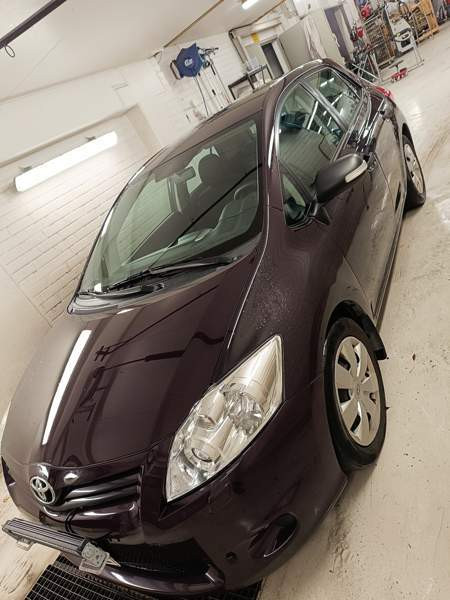 Toyota Auris Каяни - изображение 4