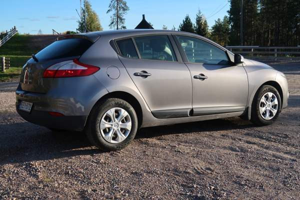 Renault Megane Haapavesi - valokuva 5