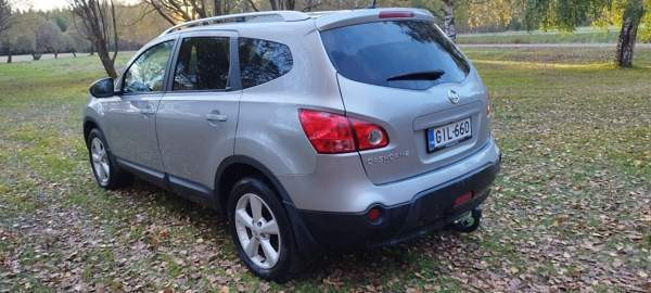 Nissan Qashqai+2 Chuvashskaya Respublika - valokuva 3