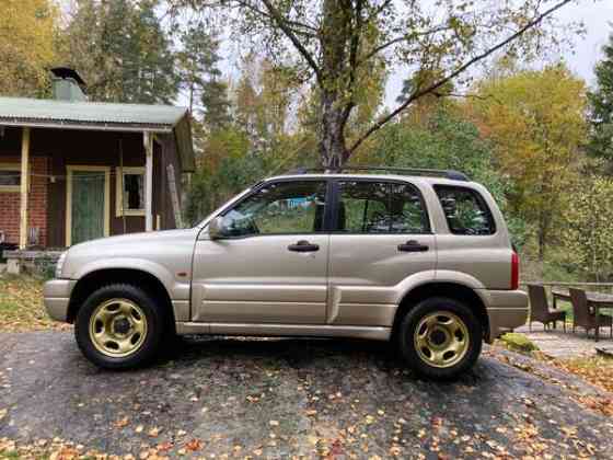 Suzuki Grand Vitara Piikkiö