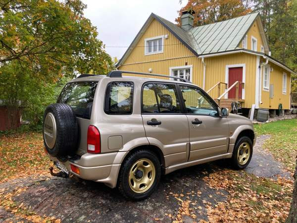 Suzuki Grand Vitara Piikkiö - photo 8