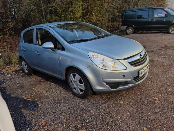 Opel Corsa Helsinki - valokuva 1