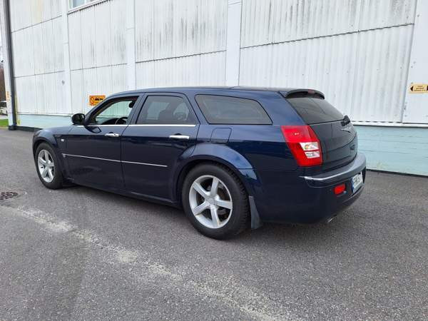 Chrysler 300C Sarov - valokuva 3