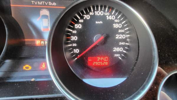 Audi A8 Vaasa - valokuva 1