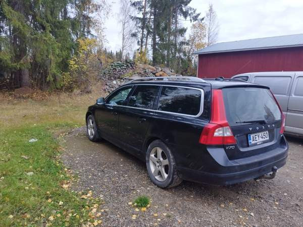 Volvo V70 Outokumpu - valokuva 4