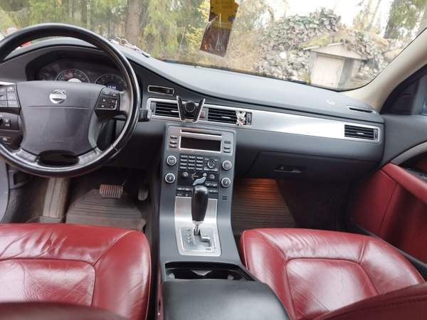 Volvo V70 Outokumpu - valokuva 8