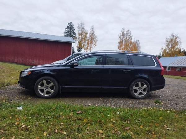 Volvo V70 Outokumpu - valokuva 2