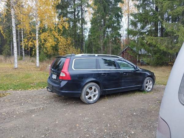 Volvo V70 Outokumpu - valokuva 5