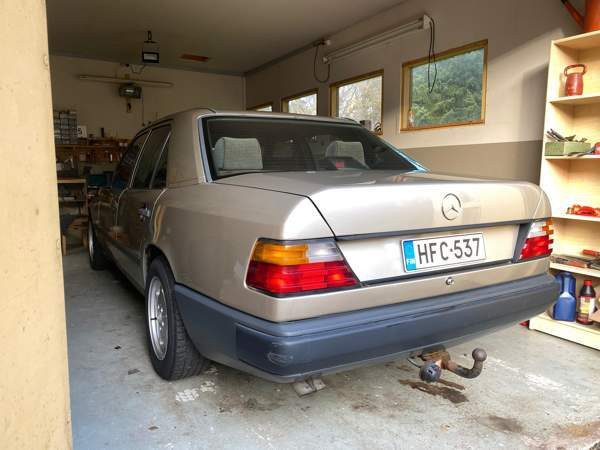 Mercedes-Benz 260 Eurajoki - photo 7