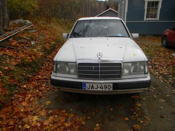 Mercedes-Benz 300 Ювяскюля - изображение 7