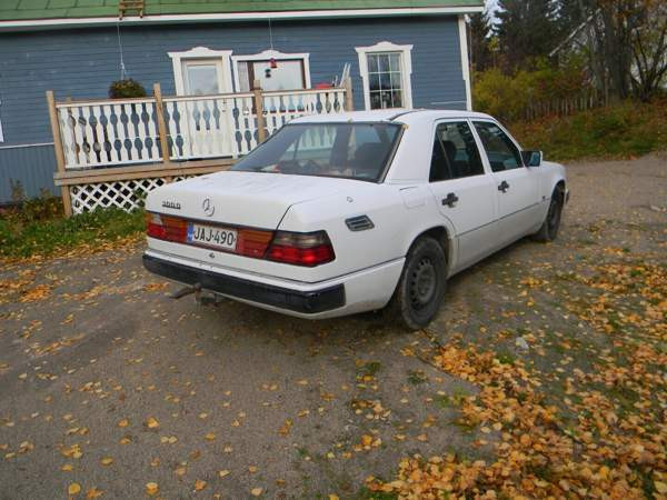 Mercedes-Benz 300 Jyväskylä - valokuva 5