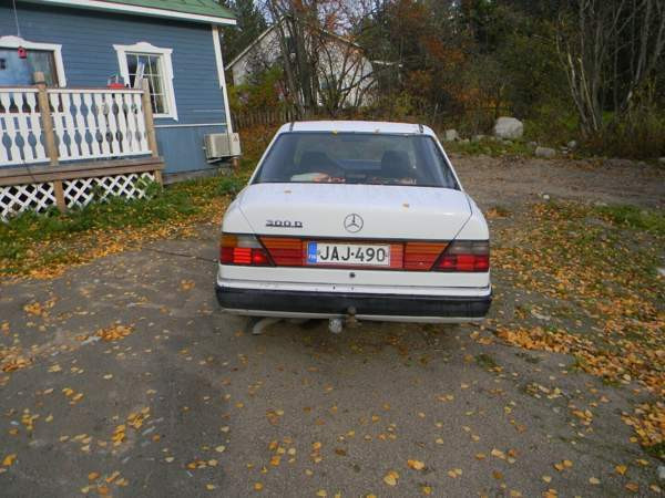 Mercedes-Benz 300 Jyväskylä - valokuva 8