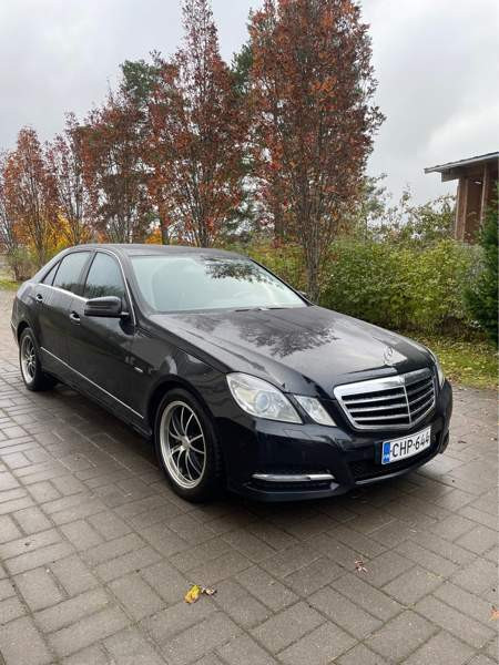 Mercedes-Benz E Kauhava - valokuva 1
