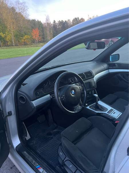 BMW 525 Kruunupyy - valokuva 8