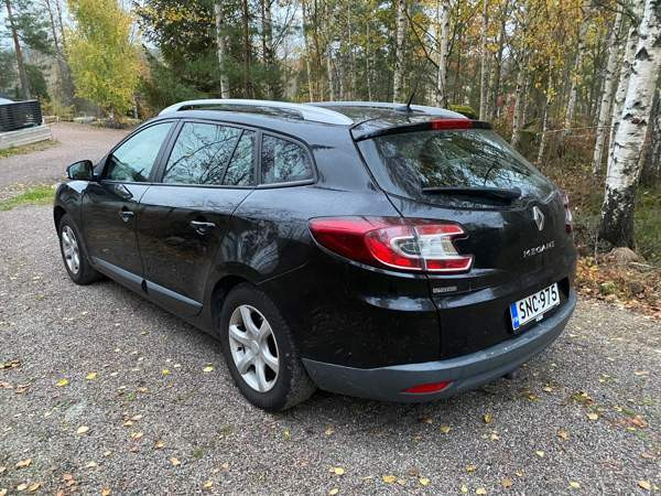 Renault Megane Vihti - valokuva 2