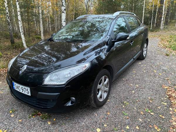 Renault Megane Vihti - valokuva 1