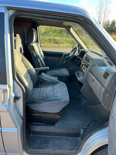 Volkswagen Caravelle Hamina - valokuva 5