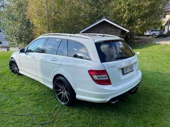 Mercedes-Benz C Luga