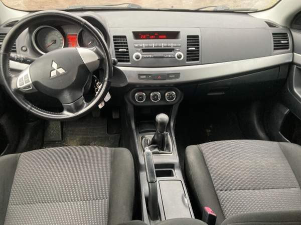 Mitsubishi Lancer Хабнарфьордюр - изображение 8