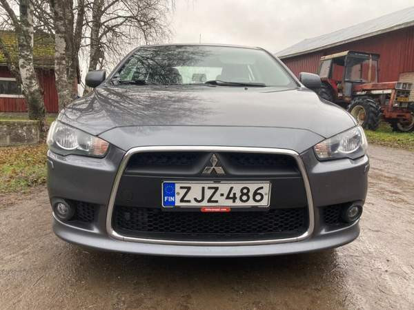 Mitsubishi Lancer Хабнарфьордюр - изображение 6