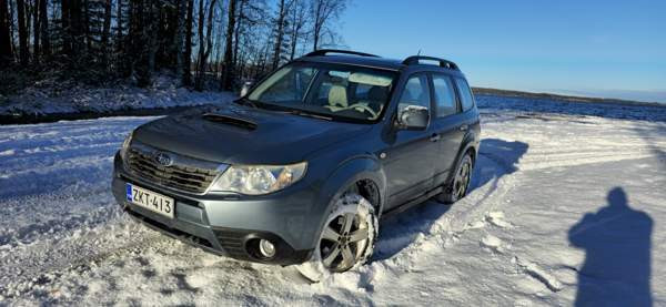 Subaru Forester Merikarvia - valokuva 2