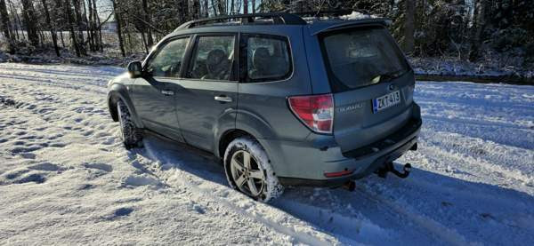 Subaru Forester Merikarvia - valokuva 4