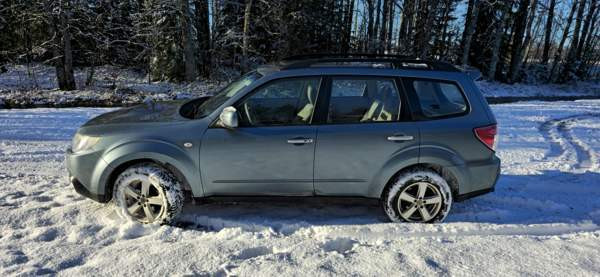 Subaru Forester Merikarvia - valokuva 3
