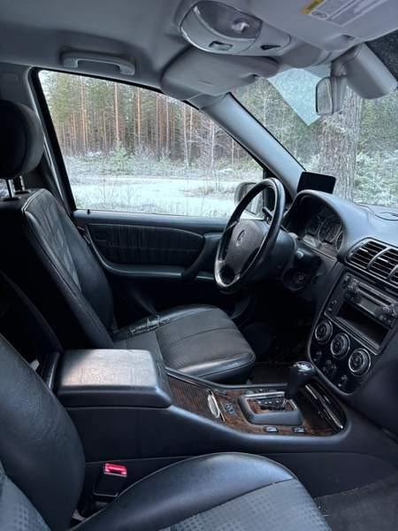 Mercedes-Benz ML Outokumpu - valokuva 5