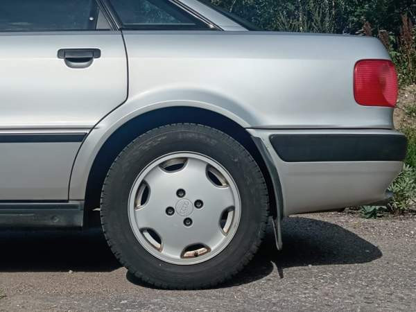 Audi 80 Glebychevo - valokuva 5