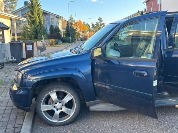 Chevrolet Trailblazer Kirkkonummi - valokuva 3