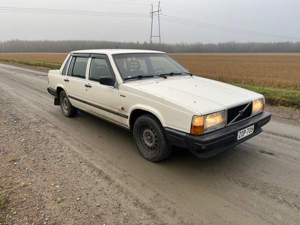 Volvo 740 Kankaanpää - valokuva 1