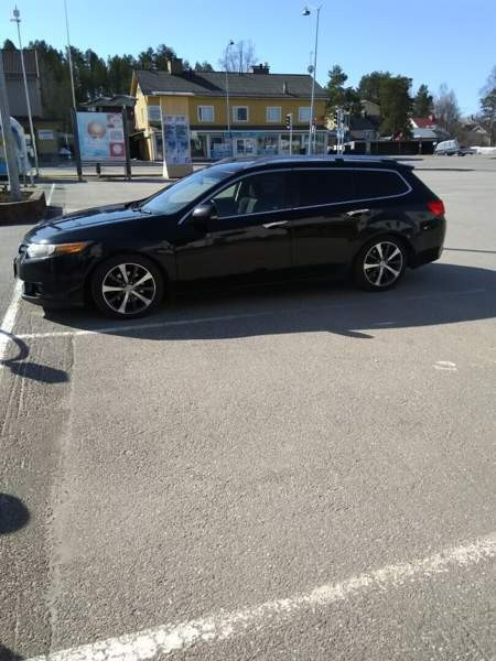 Honda Accord Sotkamo - valokuva 7